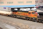 BNSF 6935 on NS 26X